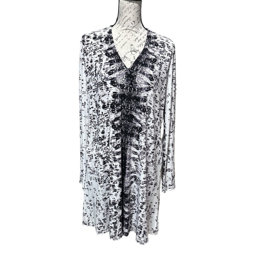 Kenneth Cole Long Sleeve Mini Dress Size Large NWT